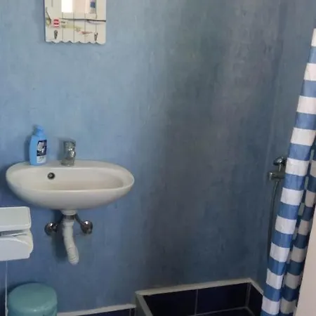 Semesterbostad Sweet With Two Beds -one Single Room- With Beautiful View! Agia Marina (Leros)